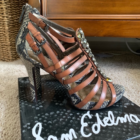 Sam Edelman strappy high heel sandals. - Picture 2 of 4